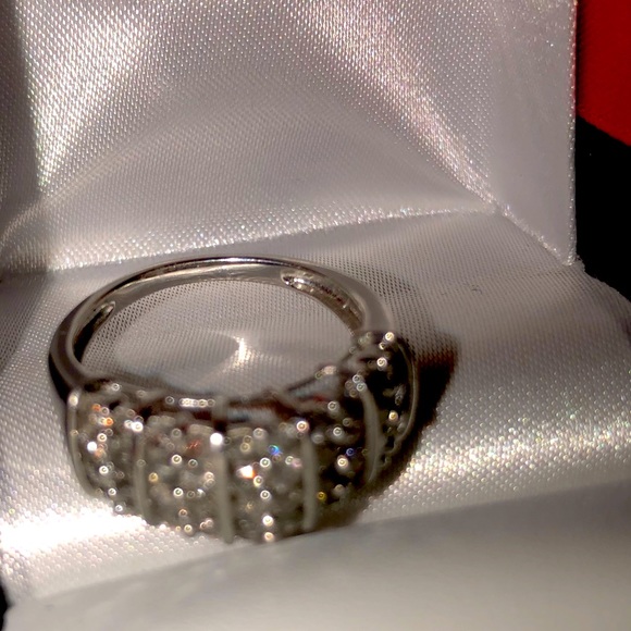 Sold - Picture 7 of 8